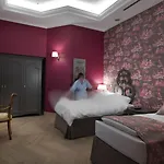 Relais Le Chevalier Hotel