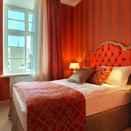 Relais Le Chevalier Готель