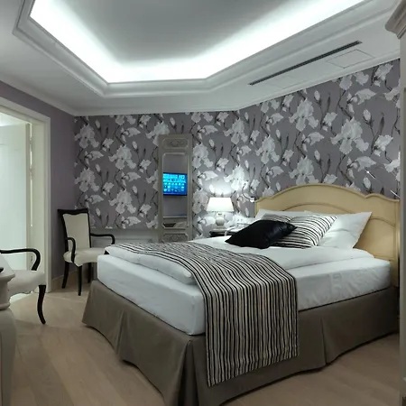 Relais Le Chevalier Отель 4*