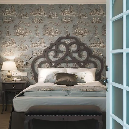 Relais Le Chevalier 4*