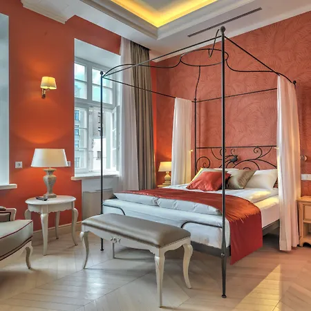Relais Le Chevalier 4*