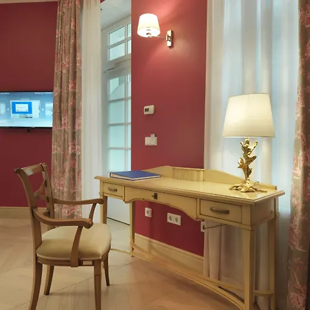 Relais Le Chevalier Готель Рига
