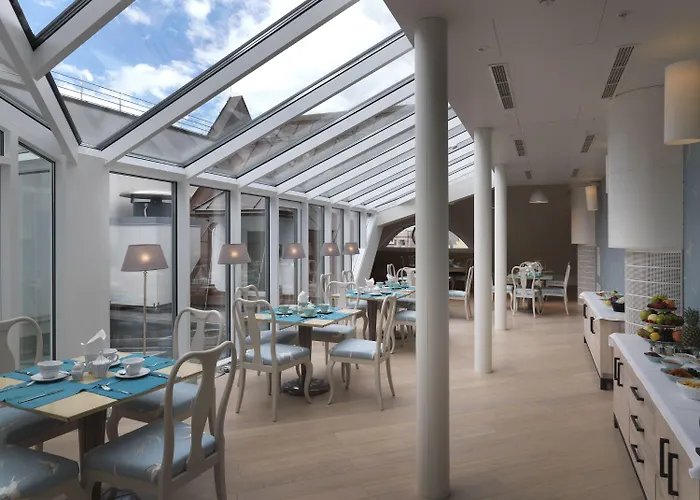 Viesnīca Relais Le Chevalier 4*