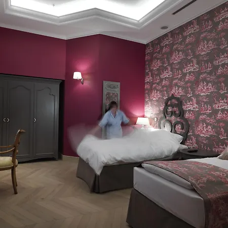 Relais Le Chevalier Готель