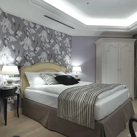 Готель Relais Le Chevalier