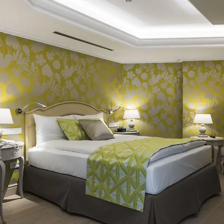 Готель Relais Le Chevalier 4*