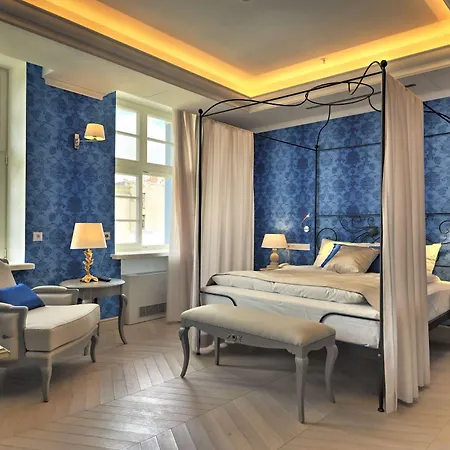Готель Relais Le Chevalier 4*