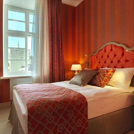 Relais Le Chevalier Готель
