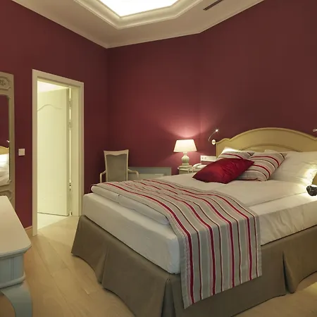 Готель Relais Le Chevalier 4*