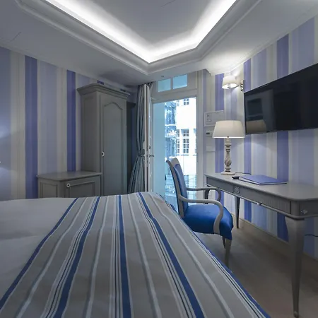 Relais Le Chevalier Готель