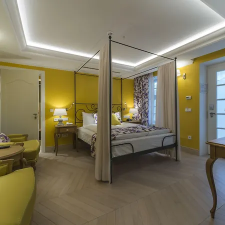 Relais Le Chevalier Готель 4*